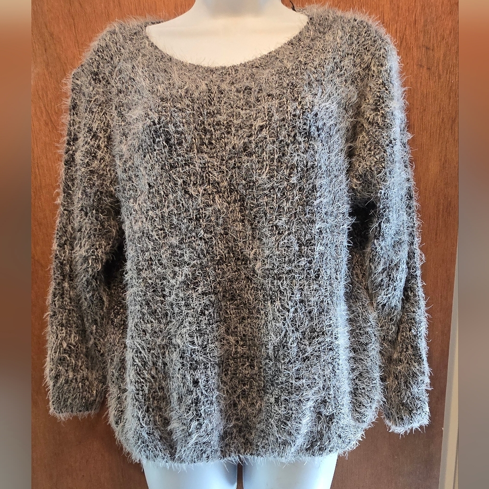 HOST PICK! 🎉🎊 Express Fuzzy Black Gray & White Sweater SzL - Picture 2 of 6